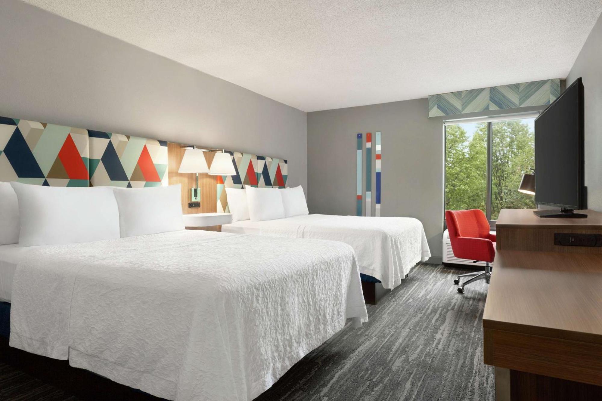 Hampton Kansas Hotel