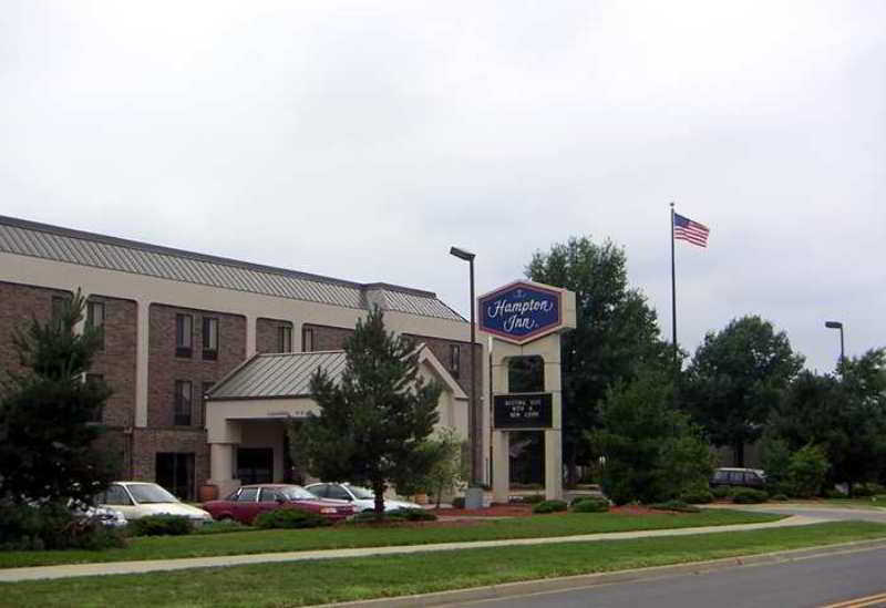 Hotel Hampton Kansas Blue Springs